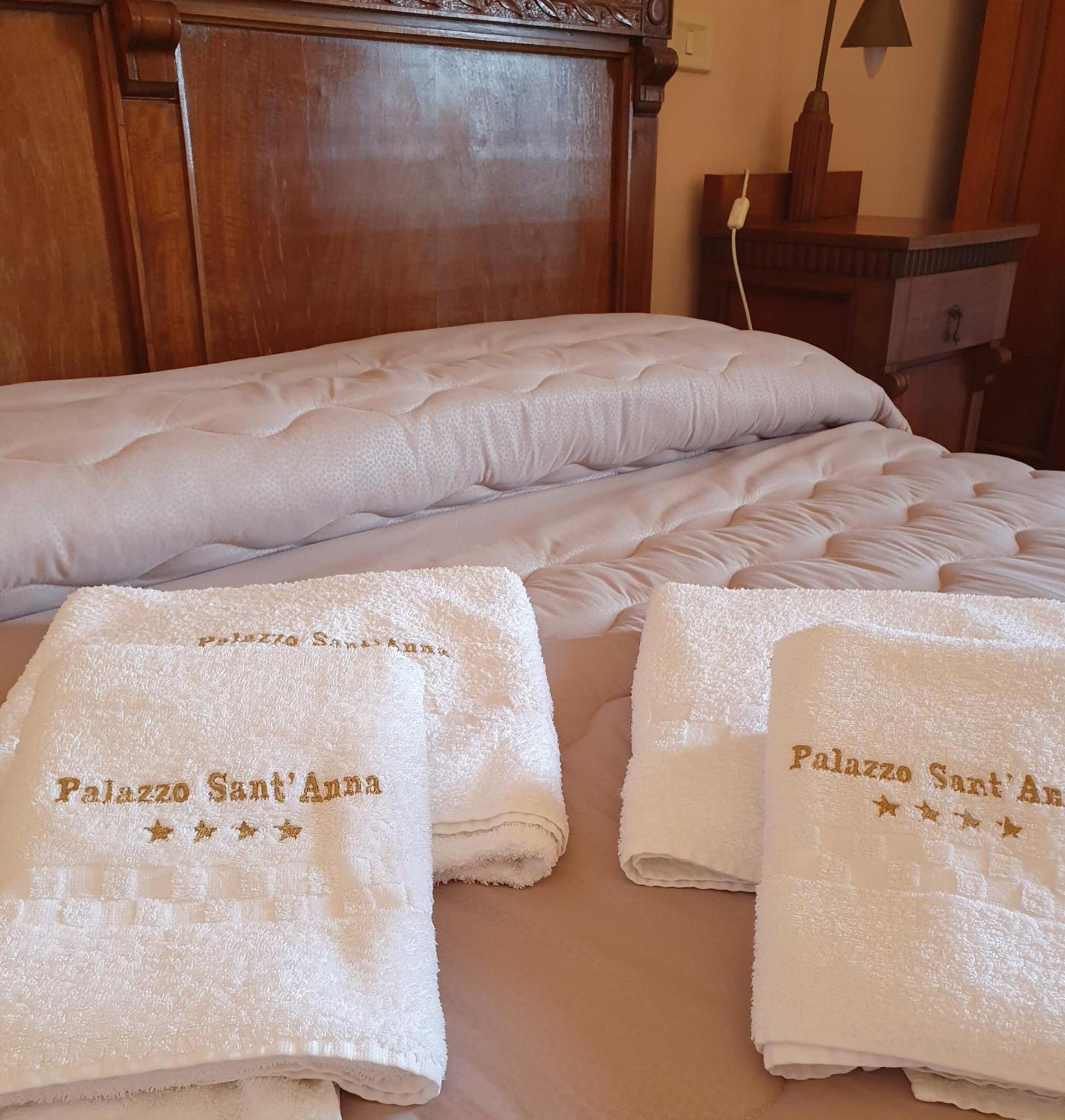 杰拉切 Palazzo Sant'Anna酒店 外观 照片